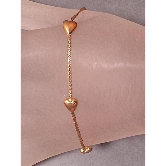 Vintage Trifari Sideways Heart Bracelet - Picture 2 of 5